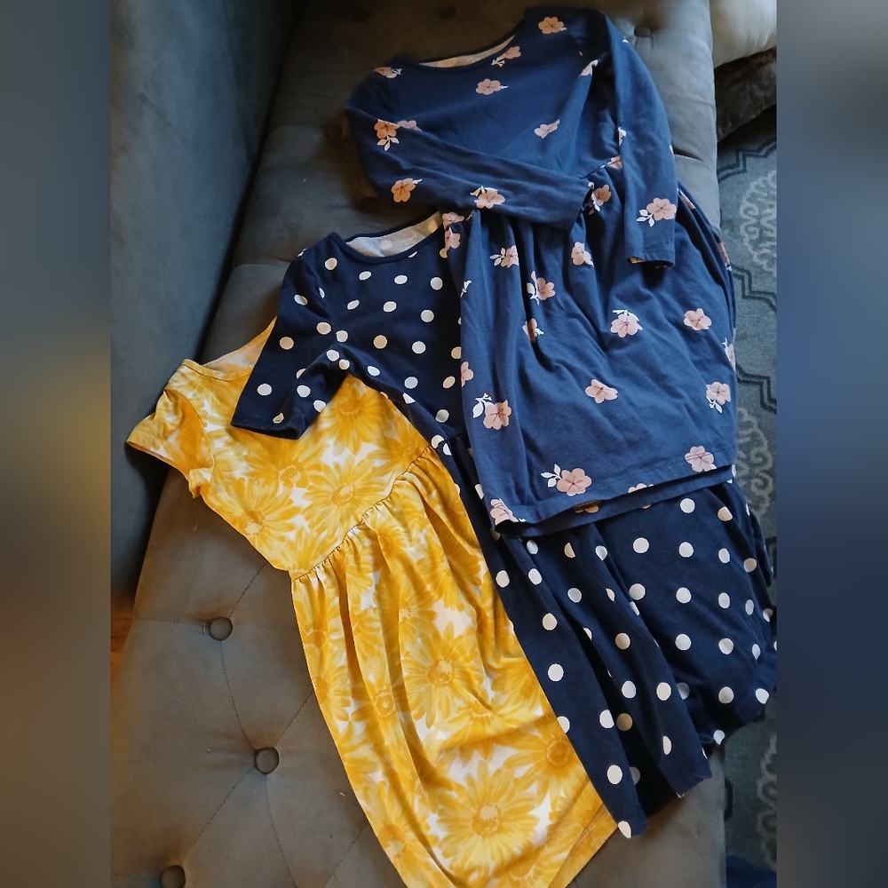 Girls size 10/12 Carters Dresses